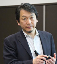 海洋技術環境学専攻 専攻長 佐藤 徹